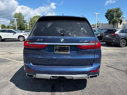 Used 2022 BMW X7 xDrive40i w/ Premium Package AWD/4WD image 4