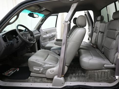 Used 2002 Toyota Tundra Limited image 6