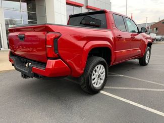 Used 2025 Toyota Tacoma SR5 AWD/4WD video 3