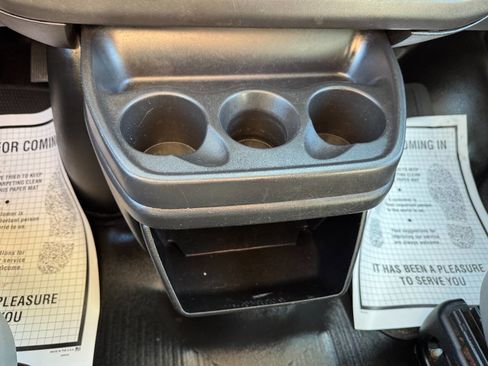 Used 2015 Chevrolet Express 2500 Extended image 25