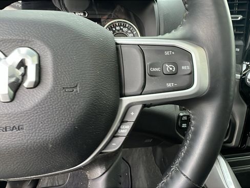 Used 2023 RAM 1500 Big Horn image 30