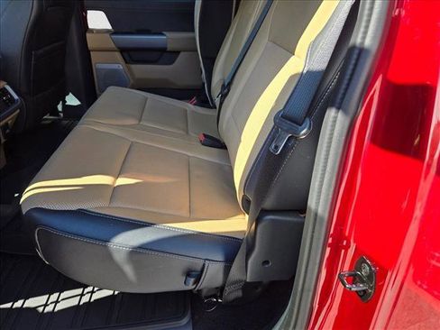 Used 2022 Ford F150 Lariat image 17