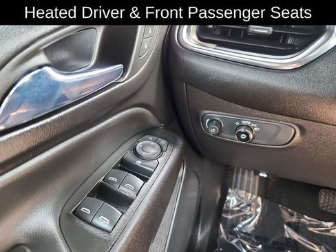 Used 2022 Chevrolet Equinox LT FWD image 38