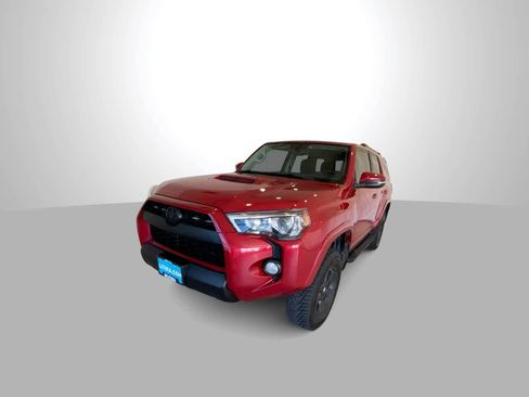 Used 2014 Toyota 4Runner Trail Premium image 4