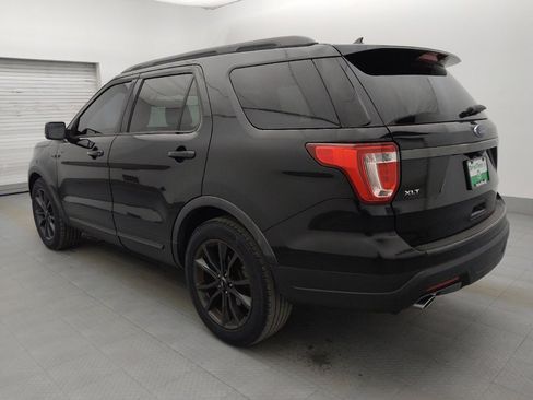 Used 2018 Ford Explorer XLT w/ Equipment Group 202A image 3