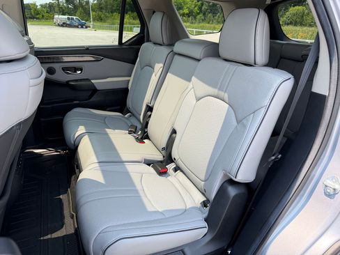 Used 2025 Honda Pilot Elite image 20