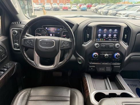Used 2022 GMC Sierra 2500 Denali AWD/4WD image 12