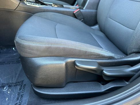 Certified 2019 Chevrolet Cruze LT image 13