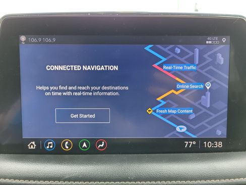 Used 2021 Chevrolet Suburban Premier w/ Premium Package RWD image 11