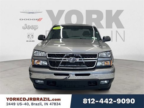 Used 2006 Chevrolet Silverado 1500 LT w/ Light Duty Power Package image 8