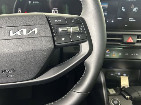 New 2026 Kia Sportage EX w/ EX Panorama Roof Package image 17