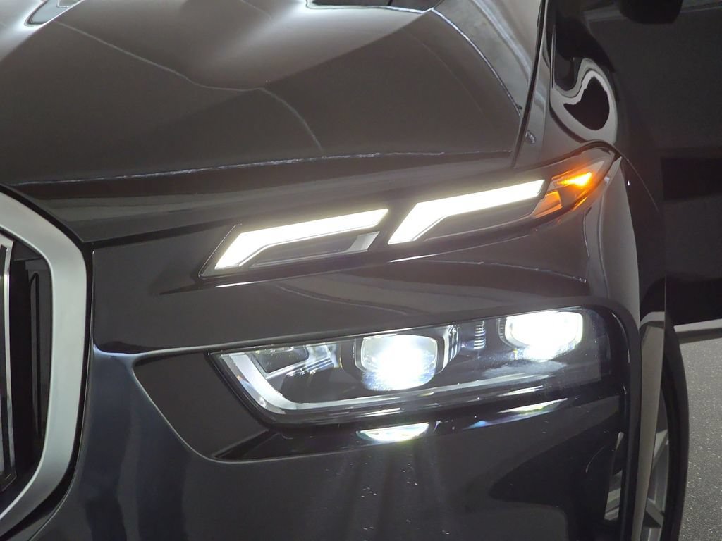 Used 2023 BMW X7 xDrive40i AWD/4WD image 33