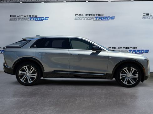 Used 2024 Cadillac Lyriq Tech RWD image 4