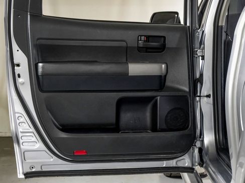 Used 2013 Toyota Tundra Grade w/ Tow Pkg image 31