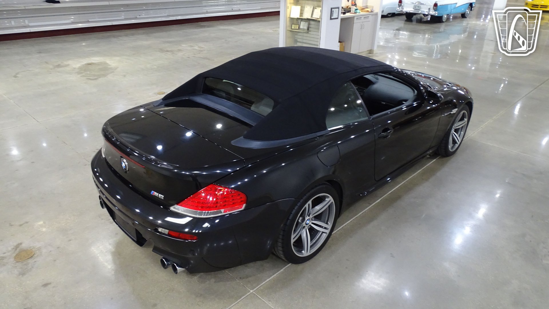 Used 2007 BMW M6 Convertible RWD image 14