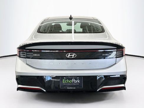 Used 2025 Hyundai Sonata SEL FWD image 7