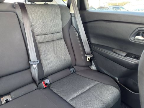 Used 2025 Nissan Rogue SV FWD image 34