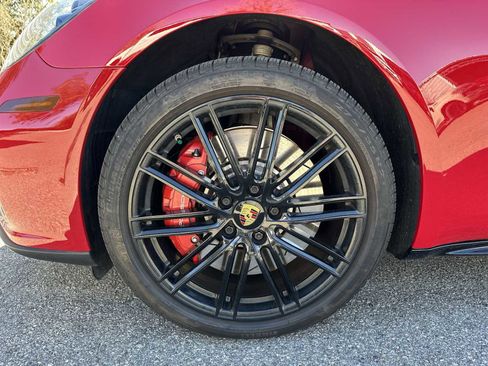 Used 2018 Porsche Panamera Turbo image 12
