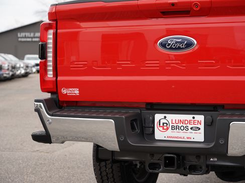 New 2026 Ford F350 Lariat w/ FX4 Off-Road Package image 12