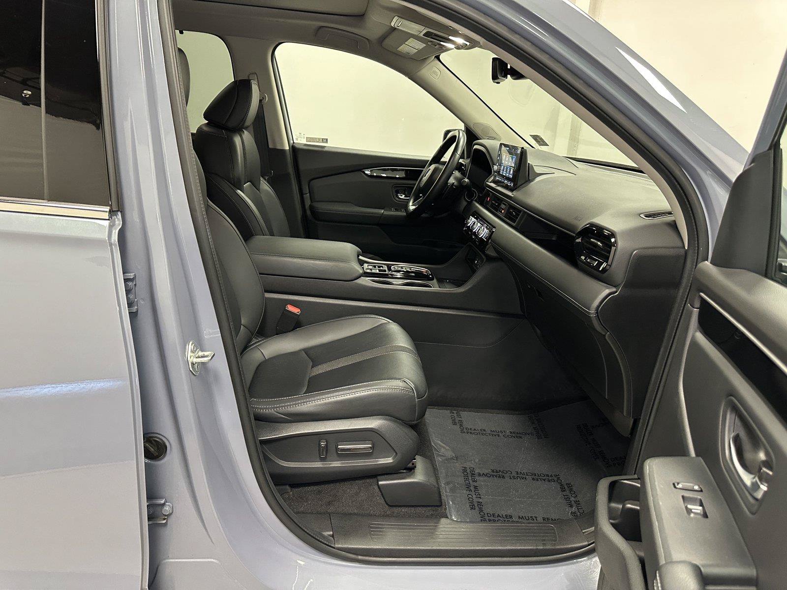 Certified 2024 Honda Pilot Touring image 39