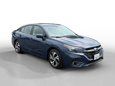 Used 2024 Subaru Legacy Premium AWD/4WD image 7
