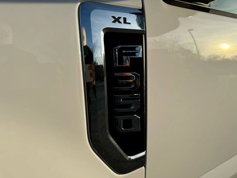 Used 2019 Ford F350 XL w/ XL Value Package image 19