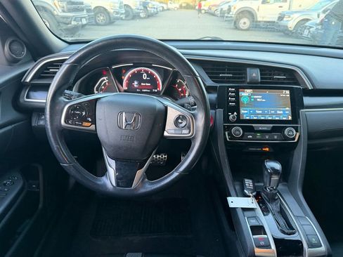 Used 2020 Honda Civic Sport image 5