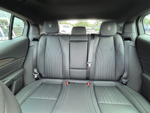 Used 2025 Maserati Grecale Folgore AWD/4WD image 39