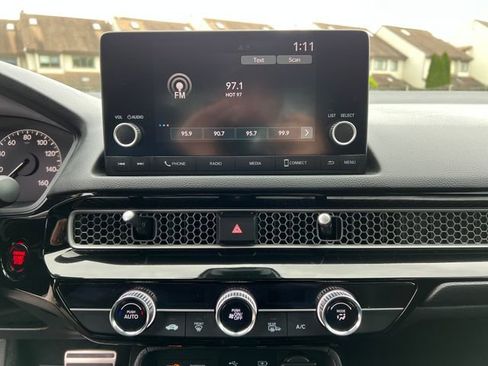 Used 2025 Honda Civic Sport image 21