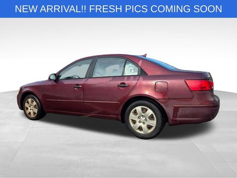 Used 2010 Hyundai Sonata GLS FWD image 4