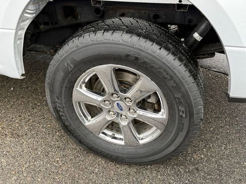 Certified 2019 Ford F150 XLT w/ Equipment Group 302A Luxury image 5