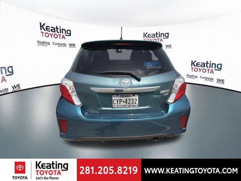 Used 2014 Toyota Yaris SE FWD image 4