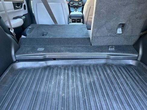 Used 2018 Honda CR-V Touring image 14