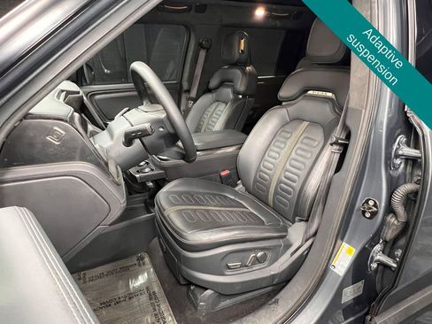 Used 2022 Rivian R1S Launch Edition image 2