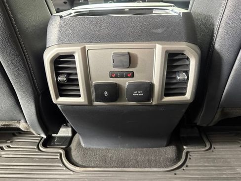 Certified 2022 Ford F250 Lariat w/ Lariat Ultimate Package AWD/4WD image 13