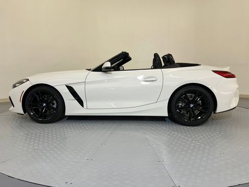 New 2026 BMW Z4 sDrive30i w/ Convenience Package RWD image 2