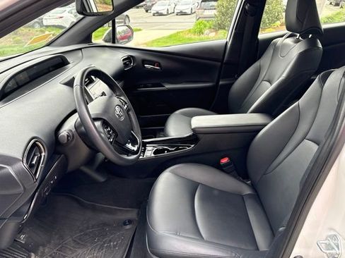 Used 2021 Toyota Prius FWD image 21