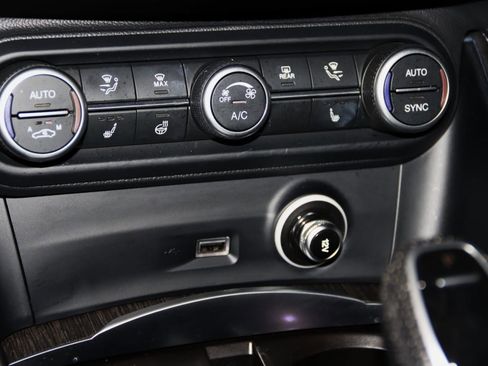 Used 2022 Alfa Romeo Stelvio Ti image 47