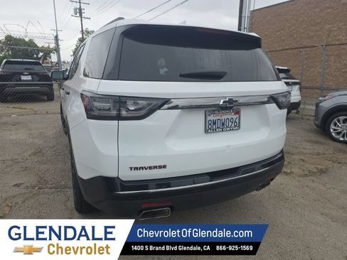 Used 2019 Chevrolet Traverse Premier w/ Redline Edition FWD image 4