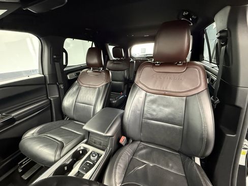 Used 2022 Ford Explorer Platinum w/ Equipment Group 601A image 40