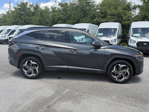 Used 2023 Hyundai Tucson Limited AWD/4WD image 8