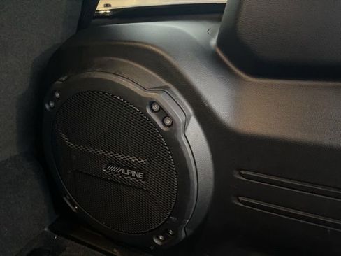 Used 2024 Jeep Wrangler Unlimited Rubicon 4xe w/ Technology Group image 25