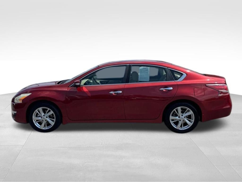 Used 2015 Nissan Altima 2.5 SL w/ Technology Package FWD image 2