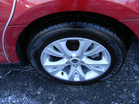 Used 2012 Ford Taurus SEL image 25