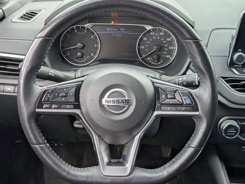 Used 2019 Nissan Altima 2.5 SV image 11