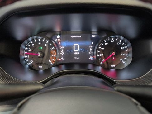 New 2026 Jeep Compass Trailhawk w/ Trailer Tow Group image 18