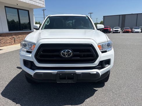 Used 2020 Toyota Tacoma SR RWD image 10