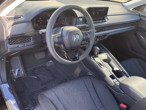 Used 2025 Honda Accord LX image 15