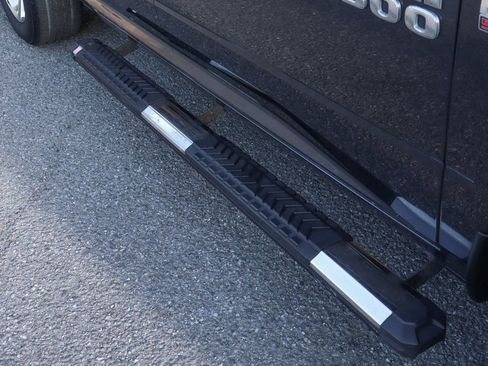 Used 2018 RAM 1500 Express image 6