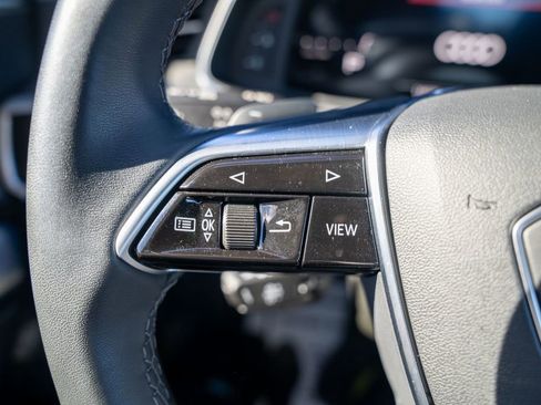 Used 2024 Audi A6 2.0T Premium image 22